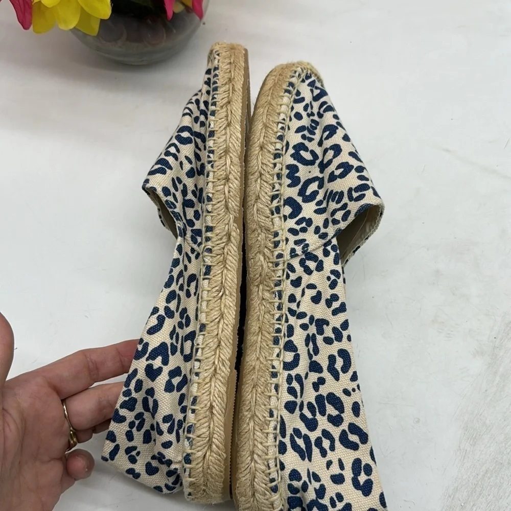 Sam Edelman NWOT Blue White Animal Print Espadrille Size 10.5 ESP5052